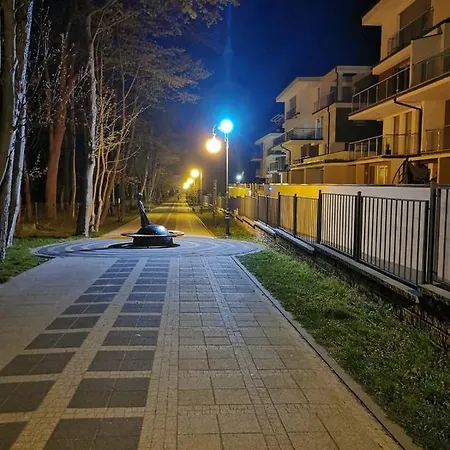 Rewal Klifowa - Apartament Przy Plazy Екстер'єр фото